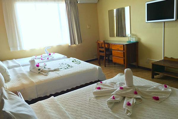 Hotel Yadran Beach Resort بونتاريناس المظهر الخارجي الصورة